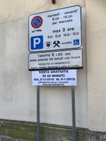 60 minuti di parcheggio gratuito durante le feste